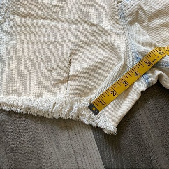 Super High Rise Cut Off Shorts Button Fly 4 Distressed - Picture 10 of 12